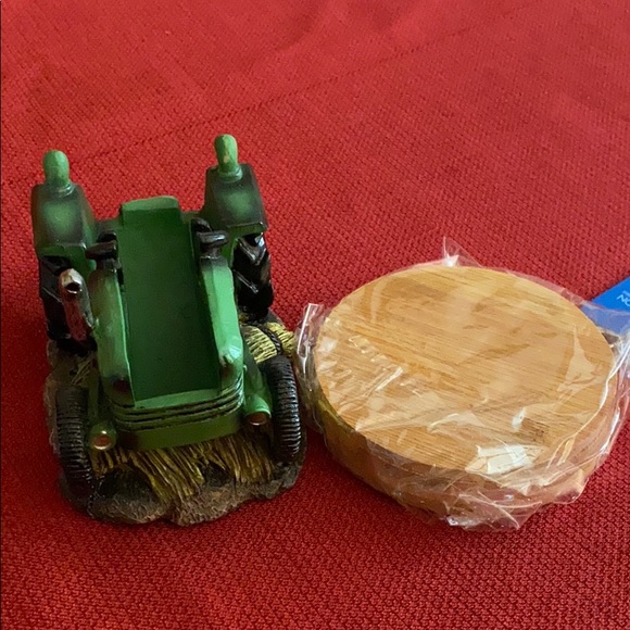 Tractor coaster set 2/$12 - Picture 5 of 6